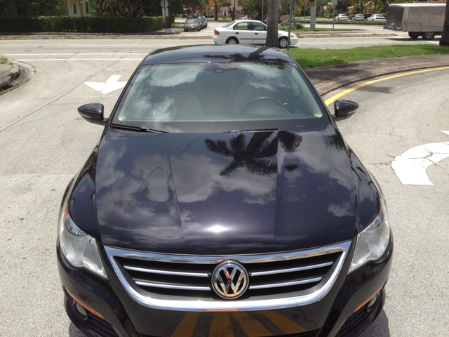 Volkswagen CC 2010 photo 3