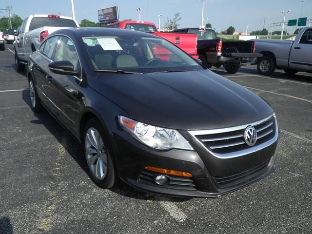 Volkswagen CC 2010 photo 1