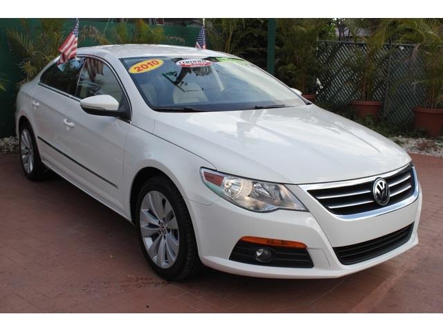 Volkswagen CC 2010 photo 2