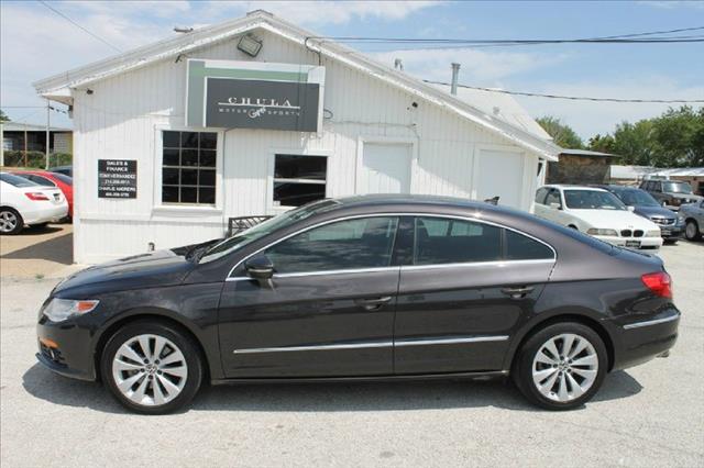 Volkswagen CC 2010 photo 2