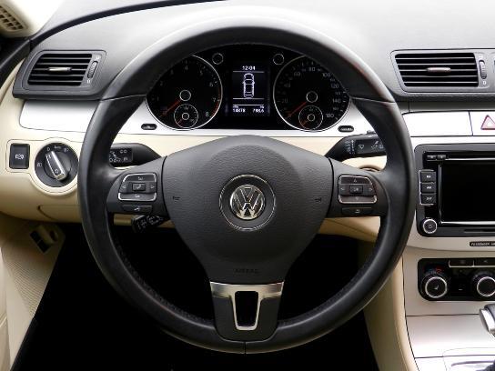 Volkswagen CC 2010 photo 11