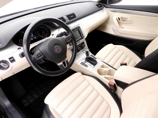 Volkswagen CC 2010 photo 2