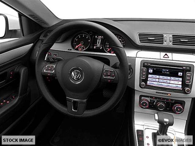 Volkswagen CC 2010 photo 3