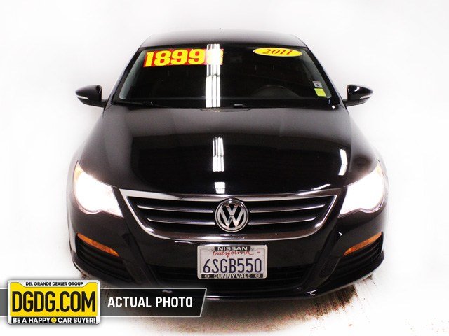 Volkswagen CC 2011 photo 1