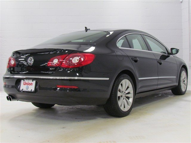 Volkswagen CC 2011 photo 2