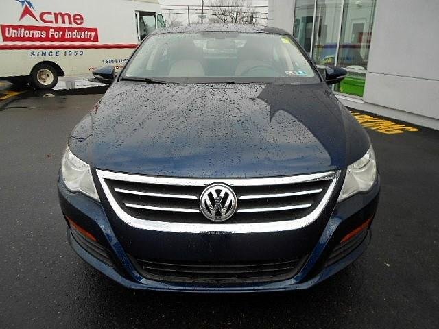 Volkswagen CC 2011 photo 1