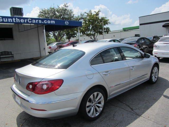 Volkswagen CC 2011 photo 17