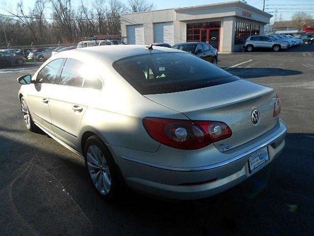 Volkswagen CC 2011 photo 3