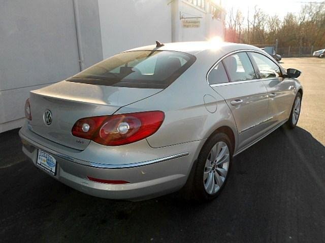 Volkswagen CC 2011 photo 5