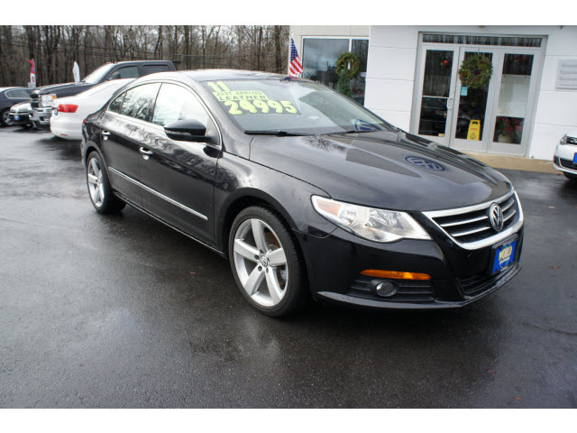 Volkswagen CC 2011 photo 1