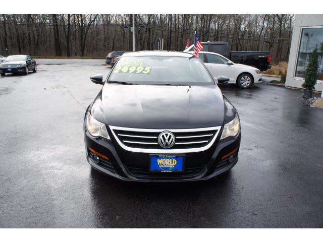 Volkswagen CC 2011 photo 2