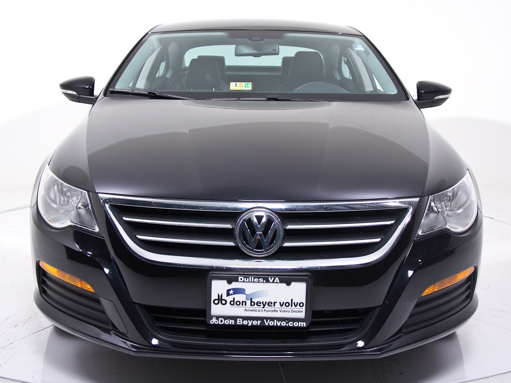 Volkswagen CC 2011 photo 1