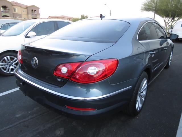 Volkswagen CC 2011 photo 2