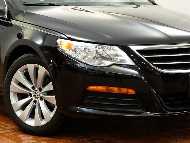 Volkswagen CC 2011 photo 2