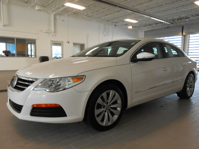 Volkswagen CC 2012 photo 5