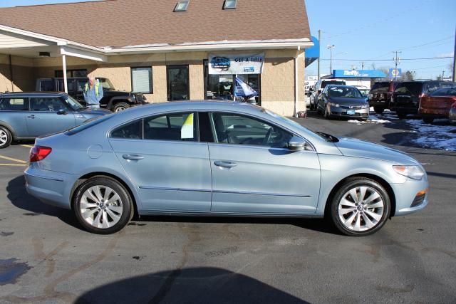 Volkswagen CC 2012 photo 4