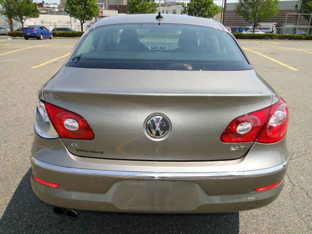 Volkswagen CC 2012 photo 36