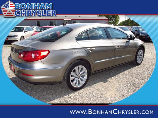 Volkswagen CC 2012 photo 2