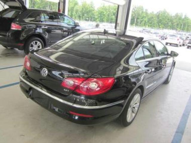 Volkswagen CC 2012 photo 1