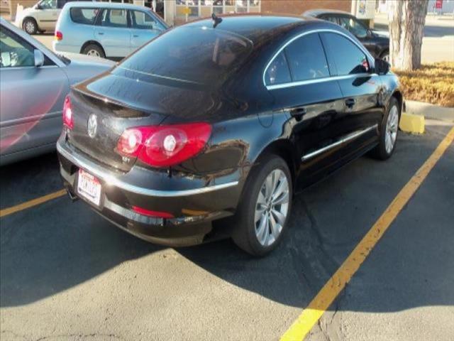 Volkswagen CC 2012 photo 1