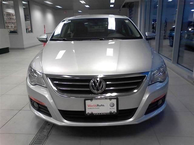 Volkswagen CC 2012 photo 1