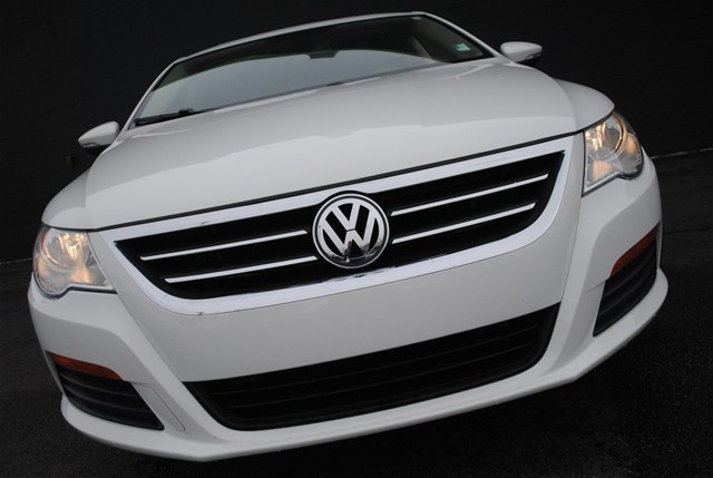 Volkswagen CC 2012 photo 4