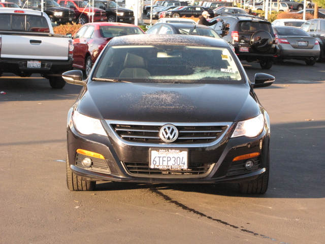 Volkswagen CC 2012 photo 2