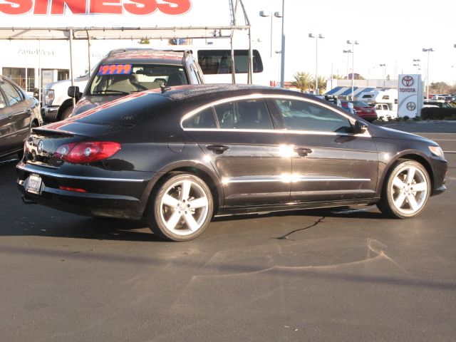 Volkswagen CC 2012 photo 4