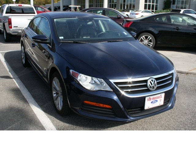 Volkswagen CC 2012 photo 2