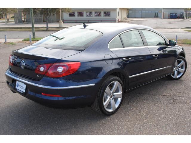 Volkswagen CC 2012 photo 1