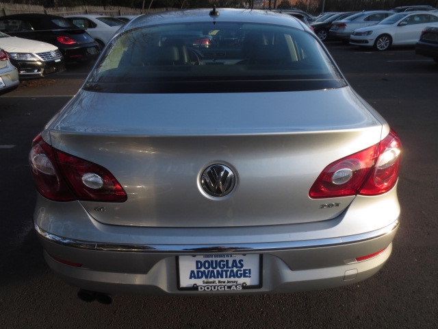 Volkswagen CC 2012 photo 3