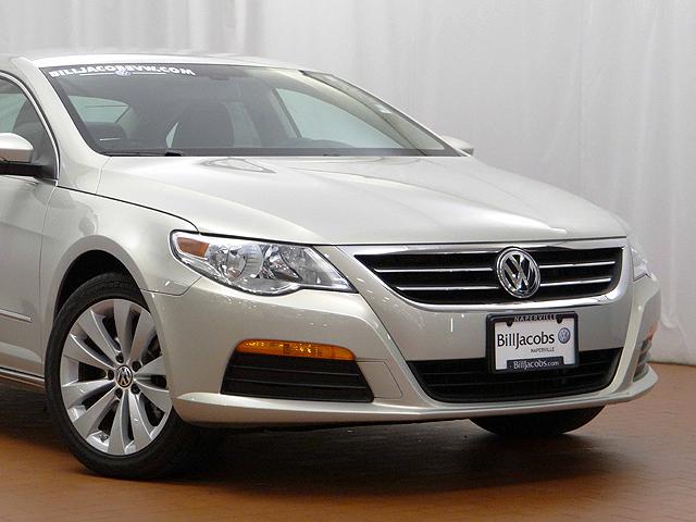 Volkswagen CC 2012 photo 1