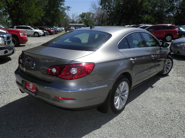 Volkswagen CC 2012 photo 3