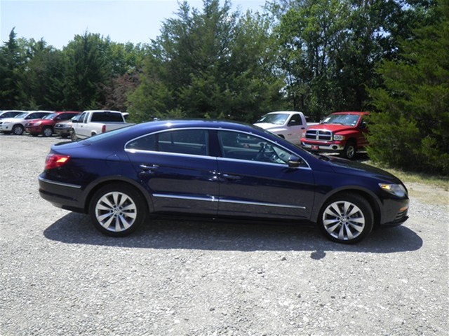 Volkswagen CC 2012 photo 3