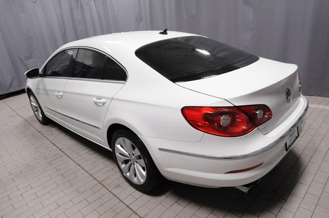 Volkswagen CC 2012 photo 2