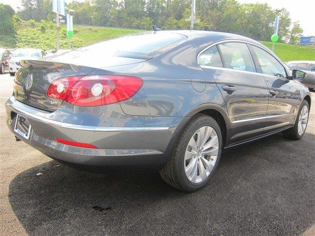 Volkswagen CC 2012 photo 3