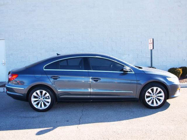 Volkswagen CC 2012 photo 1