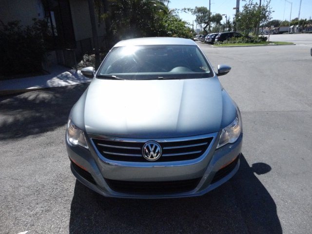 Volkswagen CC 2012 photo 1