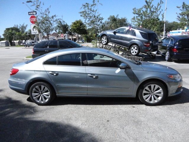 Volkswagen CC 2012 photo 3