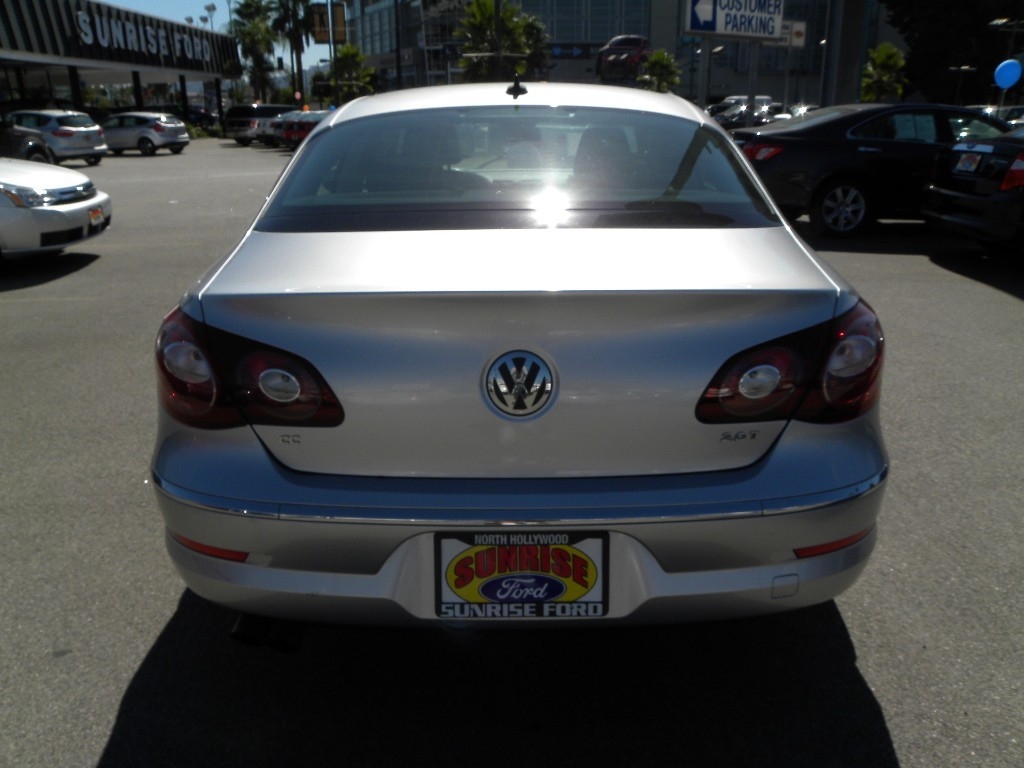 Volkswagen CC 2012 photo 4