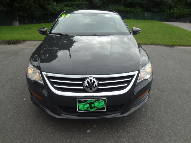 Volkswagen CC 2012 photo 4