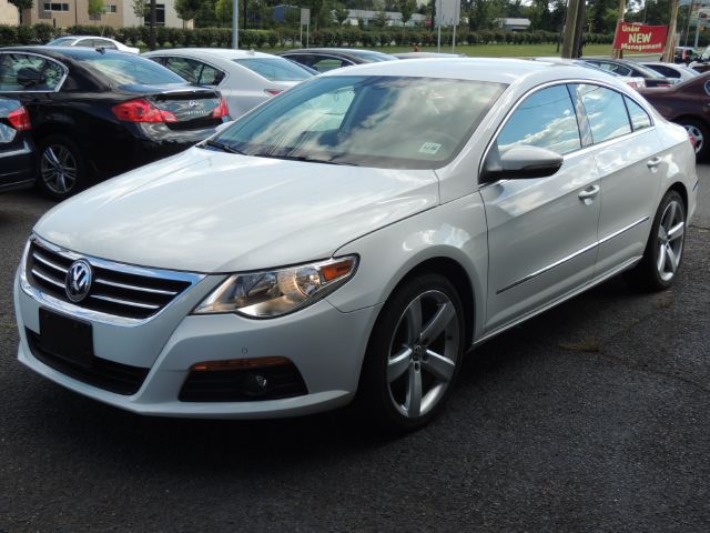 Volkswagen CC 2012 photo 1