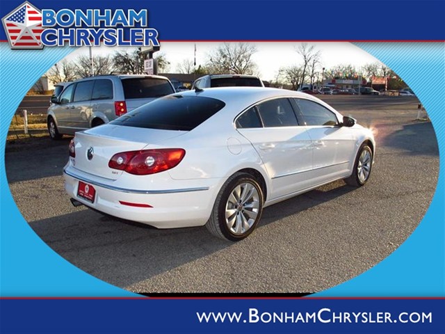 Volkswagen CC 2012 photo 2