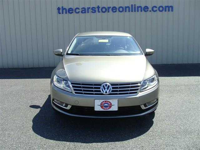 Volkswagen CC 2013 photo 1