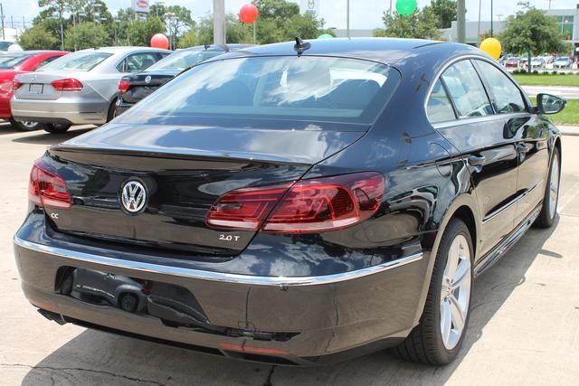 Volkswagen CC 2013 photo 1