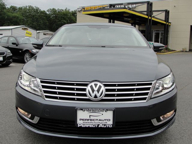 Volkswagen CC 2013 photo 4