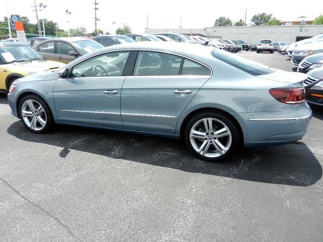 Volkswagen CC S10 EXT CAB 3DR Sedan