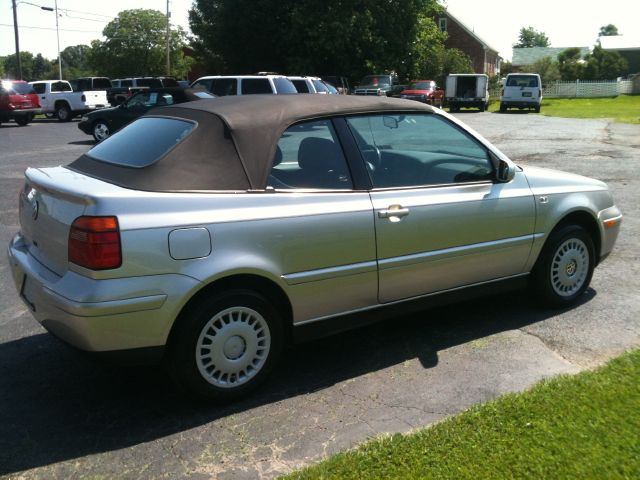 Volkswagen Cabrio 2001 photo 2