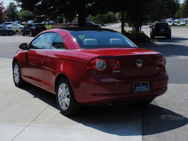 Volkswagen Eos 2008 photo 2