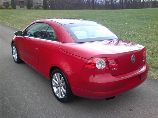 Volkswagen Eos 2009 photo 3